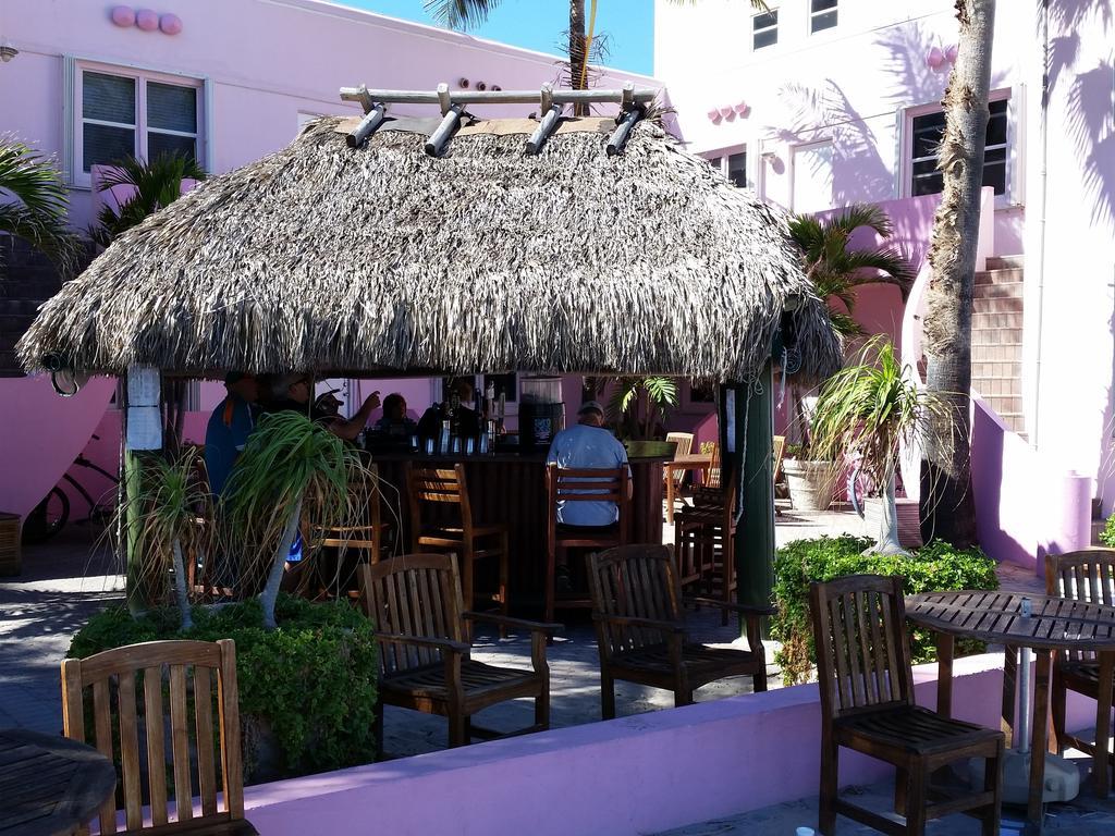 Hollywood Broadwalk Oceanside Hotel Ruang foto