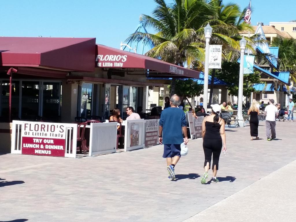 Hollywood Broadwalk Oceanside Hotel Ruang foto